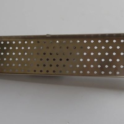 Επεξεργασία συγκόλλησης Σφραγισμένο φύλλο αλουμινίου με τρύπες Αποδεκτή Μικρή παραγγελία στο Nanfeng