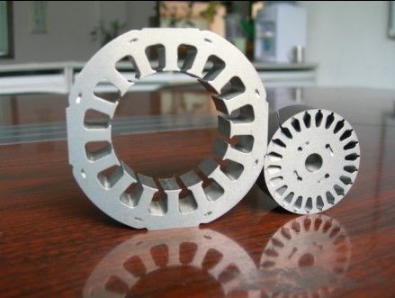 Σιλικονικό χάλυβα επικαλυμμένα φύλλα rotor και stator για τις βιομηχανίες κινητήρα γεννήτρια
