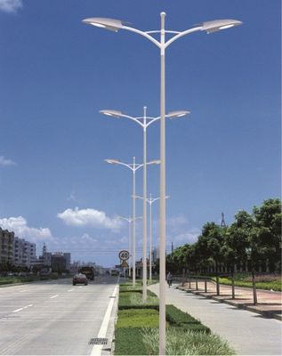 6M 8M 12M Ζυγισμένο ατσάλινο σωλήνα στρογγυλό κάμψιμο μονό διπλό βραχίονα εξωτερικό λαμπτήρα δρόμου