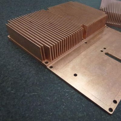 Δικαιούχος μικρής παραγγελίας Custom Aluminium Profile Metal Radiator για βιομηχανικές λύσεις